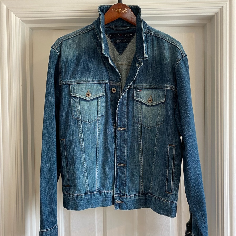 Tommy Hilfiger Men’s Jean Jacket; size M